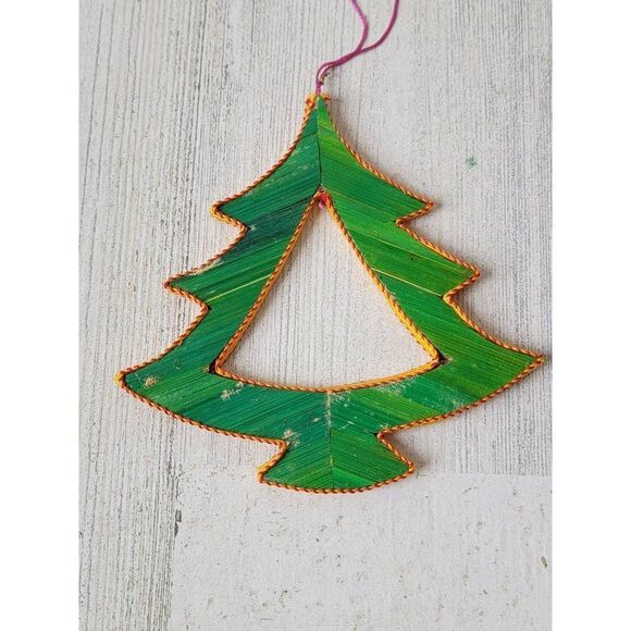 Pine tree gold trim hole ornament Xmas decor - Picture 1 of 5
